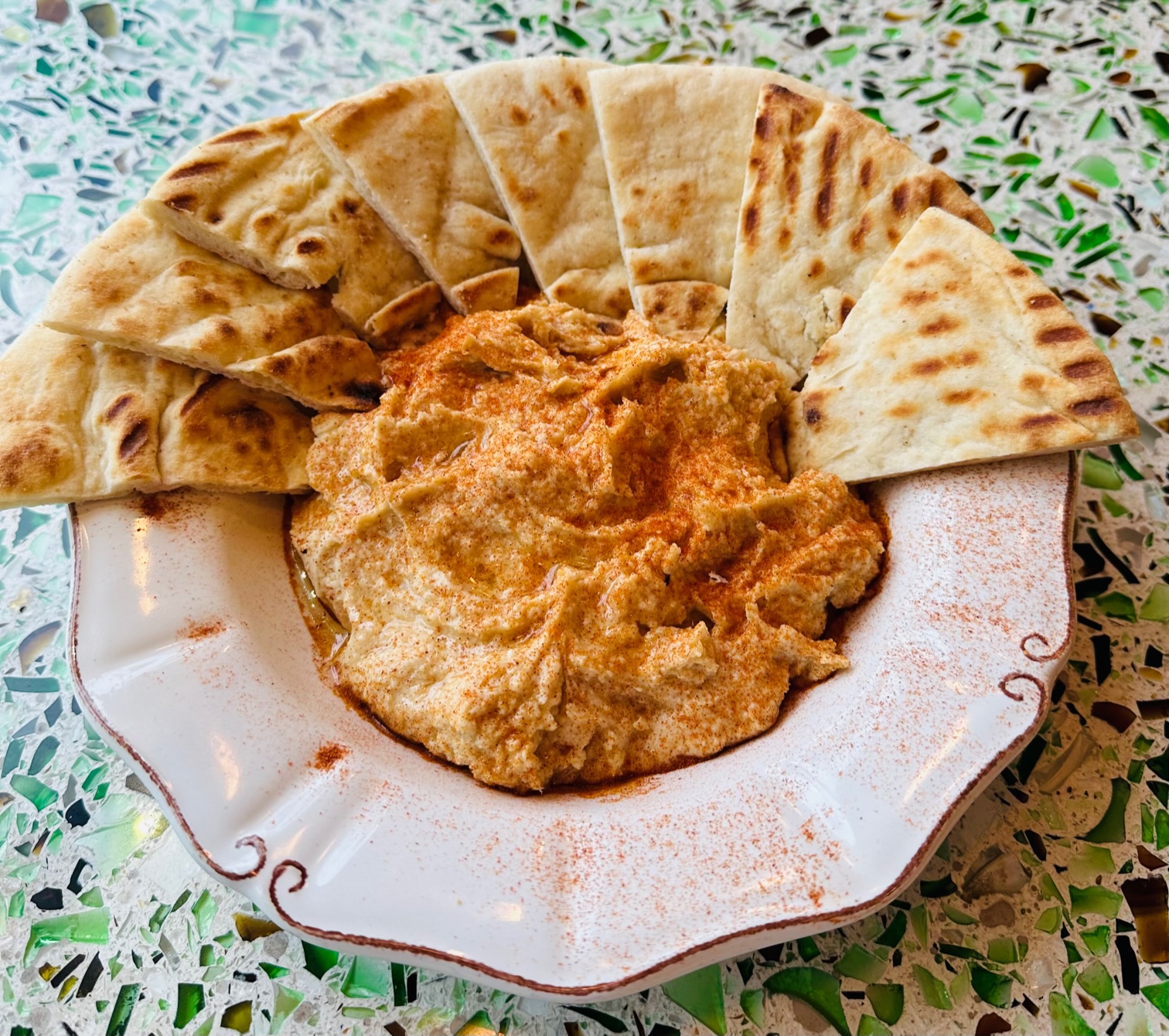 Homemade Hummus Bi Tahina (VEGAN)